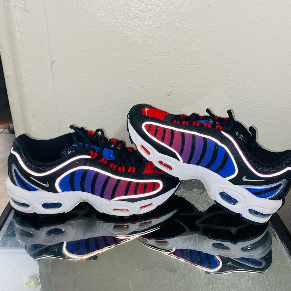 Women Nike shoe